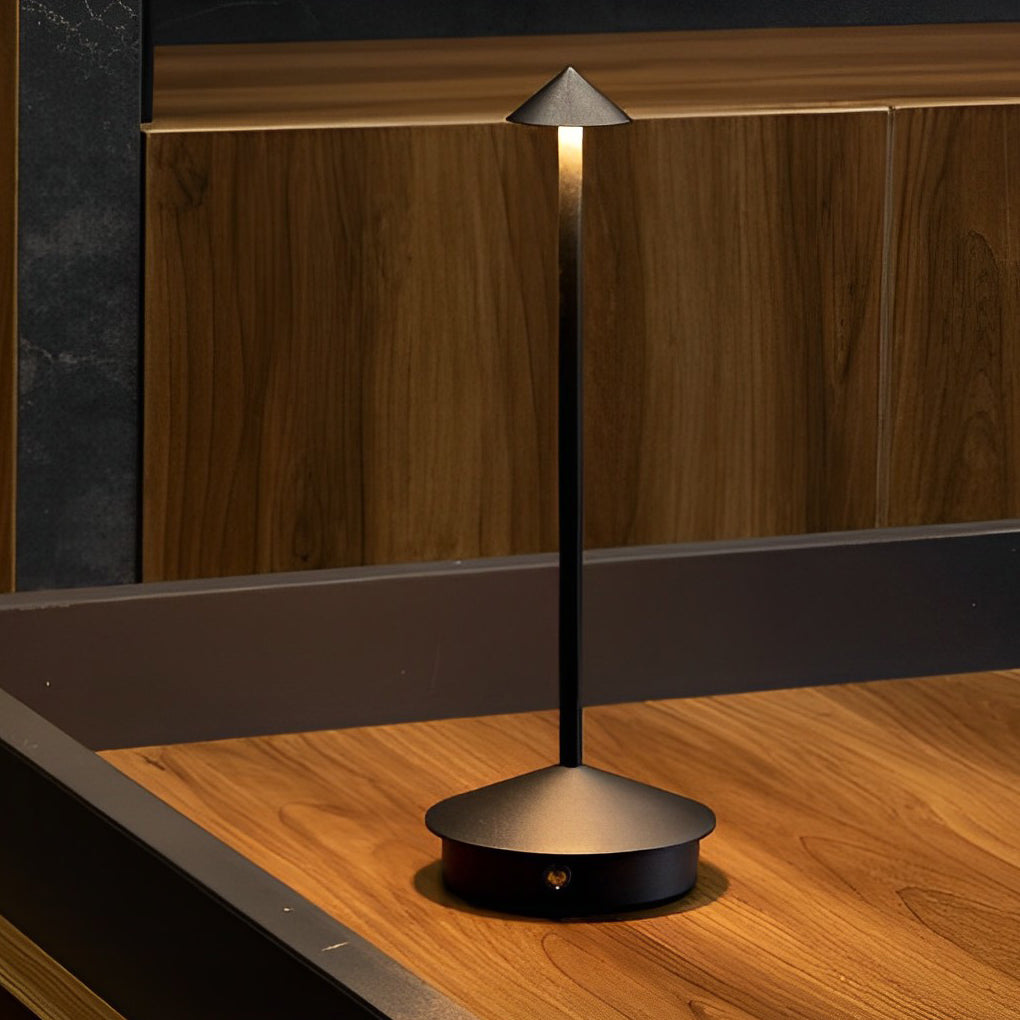 koadclo | Stylish Dimmable USB Table Lamp – Modern LED Desk Light
