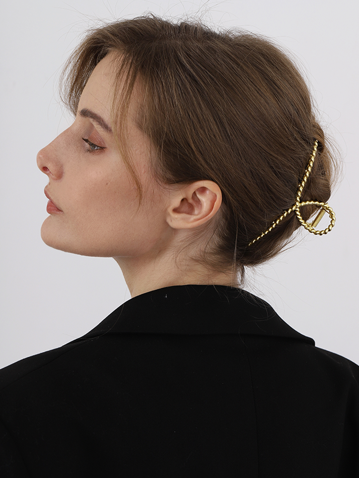 Leisure Hair Claw Durable Styling Accessory for Women