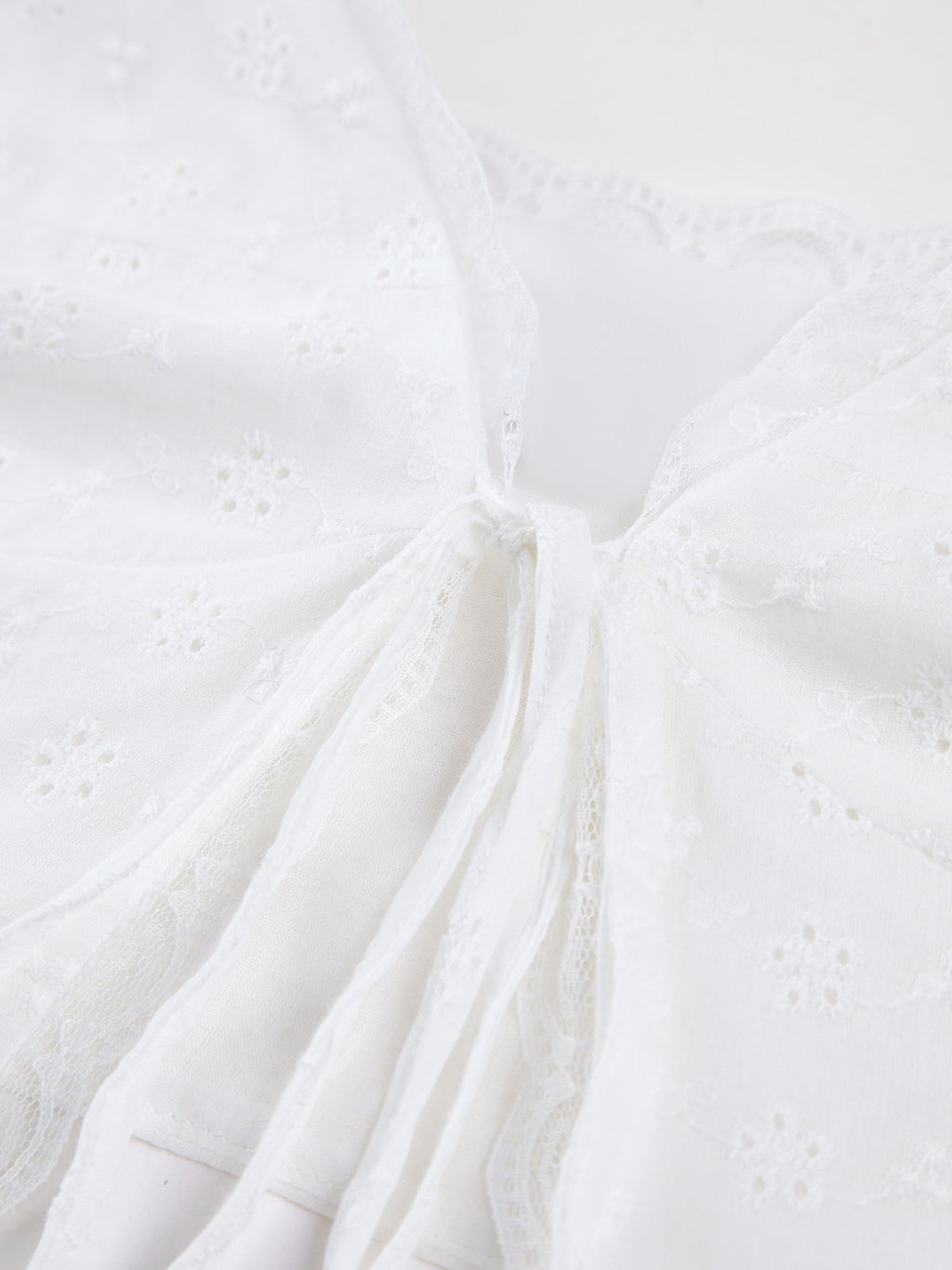 Fly Away Tie Front Eyelet Lace Trim Crop Top for Women, Summer Casual Fashion