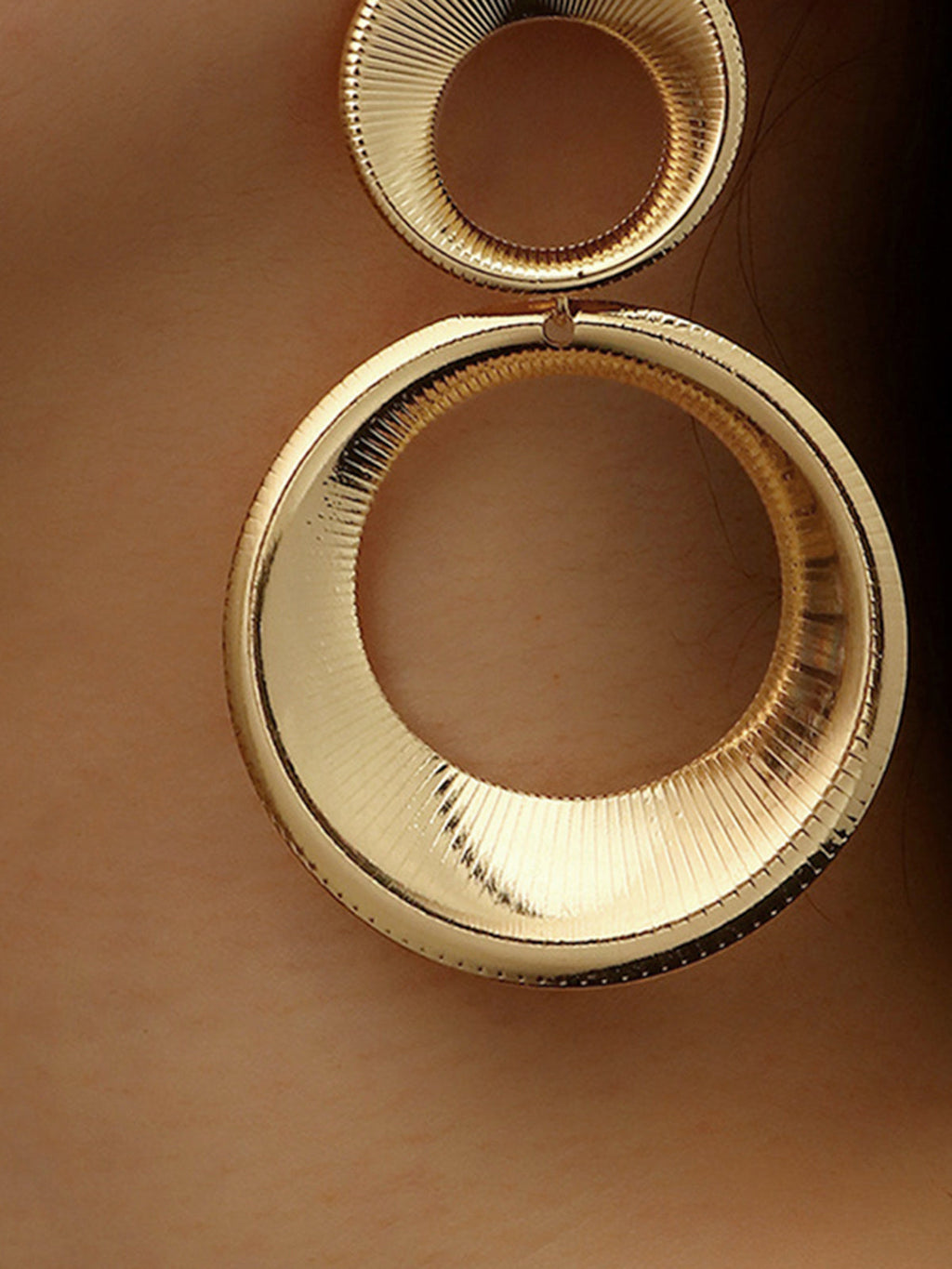 Vintage Round Bold Pendant Earrings for Women Classic Jewelry