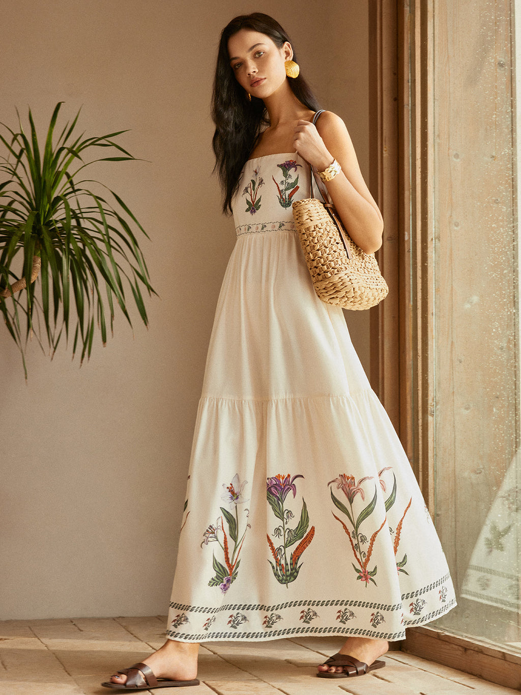 Backless Pleated Floral Dress for Summer Weddings and Garden Parties