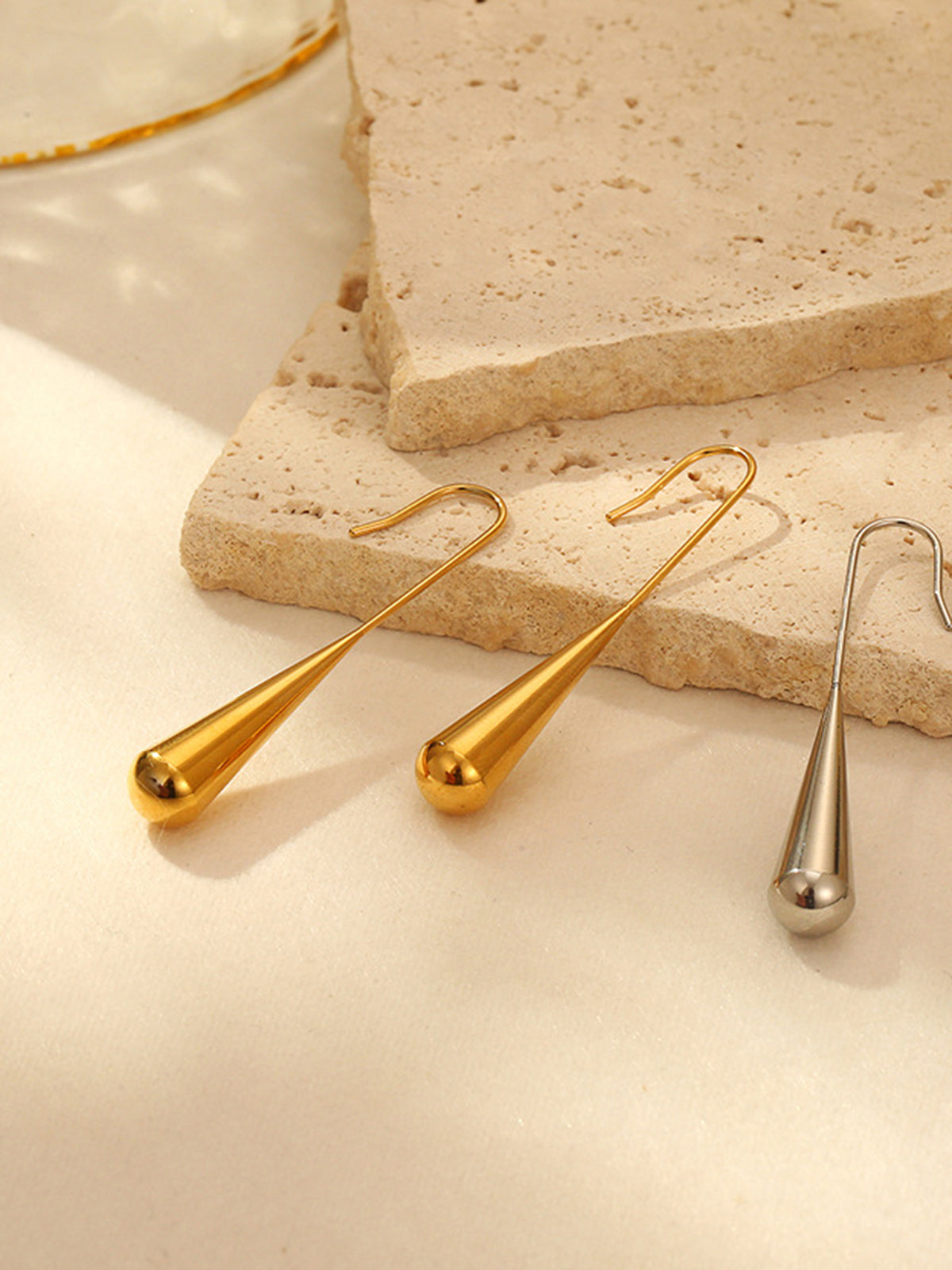 Minimalism Water Drop Pendant Earrings for Women Elegant Jewelry