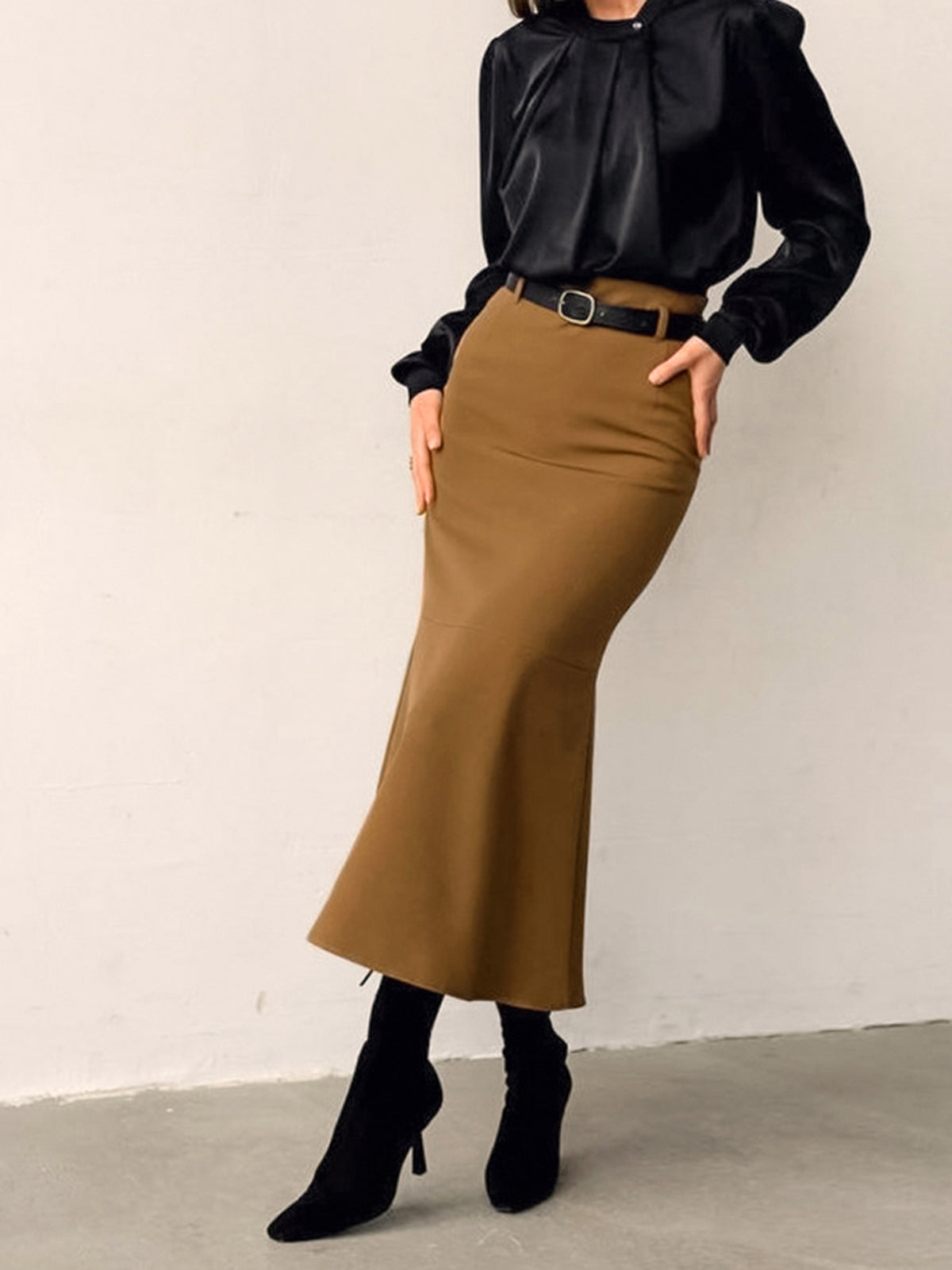 "Minimalist Plain Maxi Skirt Without Belt For Women Casual Wear"