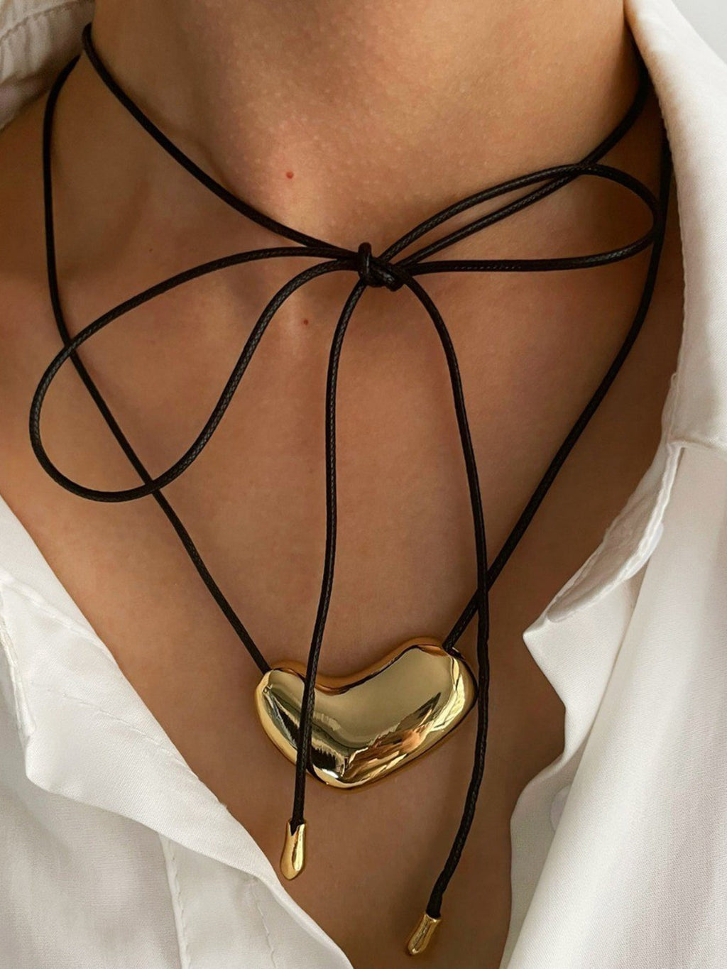 V-Shape Heart Rope Necklace, Elegant Adjustable Love Pendant Chain