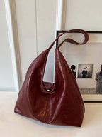 Leisure Button Clasp Hobo Bag with Adjustable Shoulder Strap