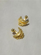 Retro Irregular Curved Stud Earrings Unique Geometric Design for Women
