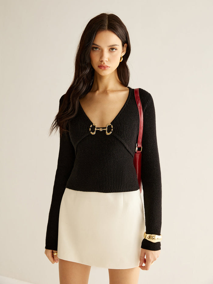V-Neck Metal Detail Sweater Comfortable Lightweight Knit Pullover