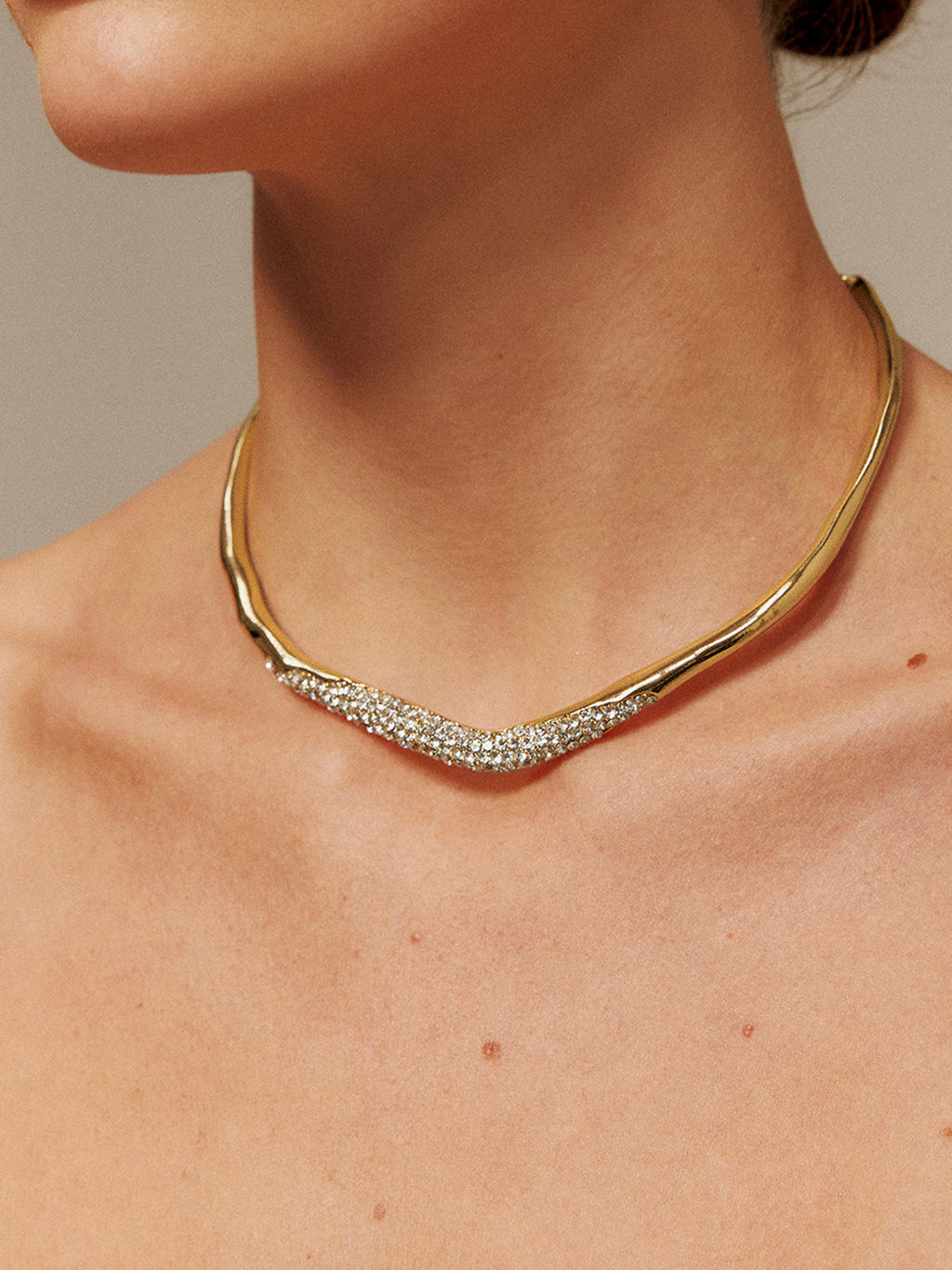 Irregular Ziron Choker Necklace Trendy Statement Piece for Women