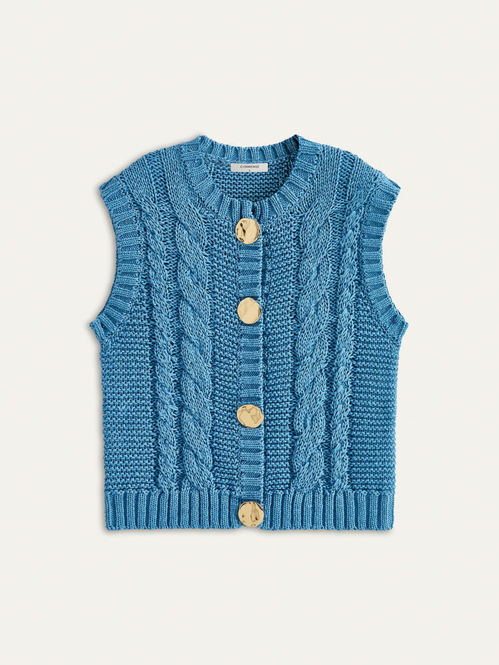 Cable-Knit Sleeveless Buttoned Vest for Layering Essential