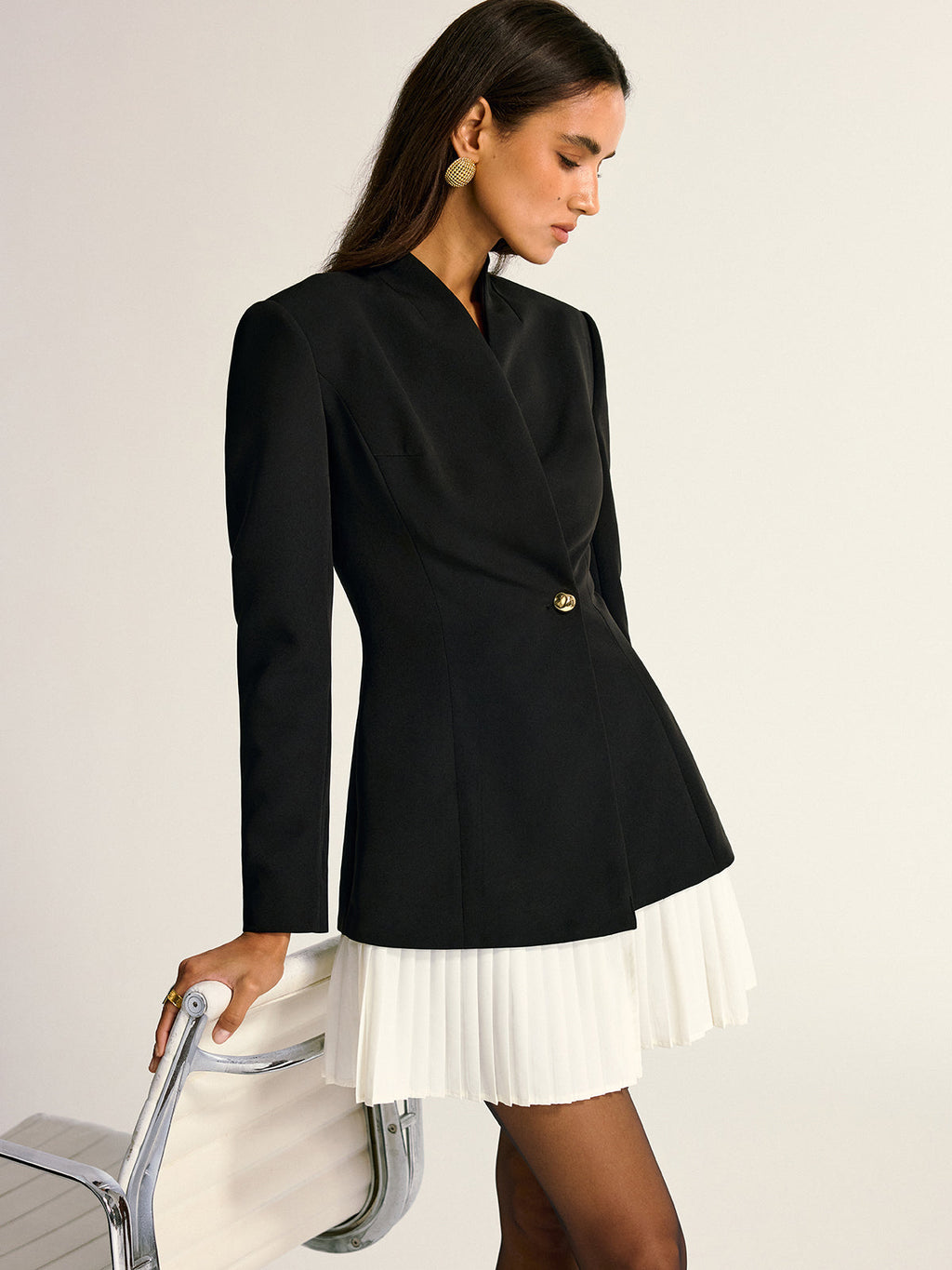 Contrast Pleated Hem Blazer Dress for Stylish Evening Wear