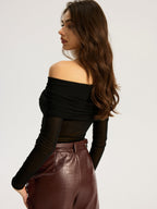 Bra-Free Off-Shoulder Long Sleeve T-Shirt for Casual Wear
