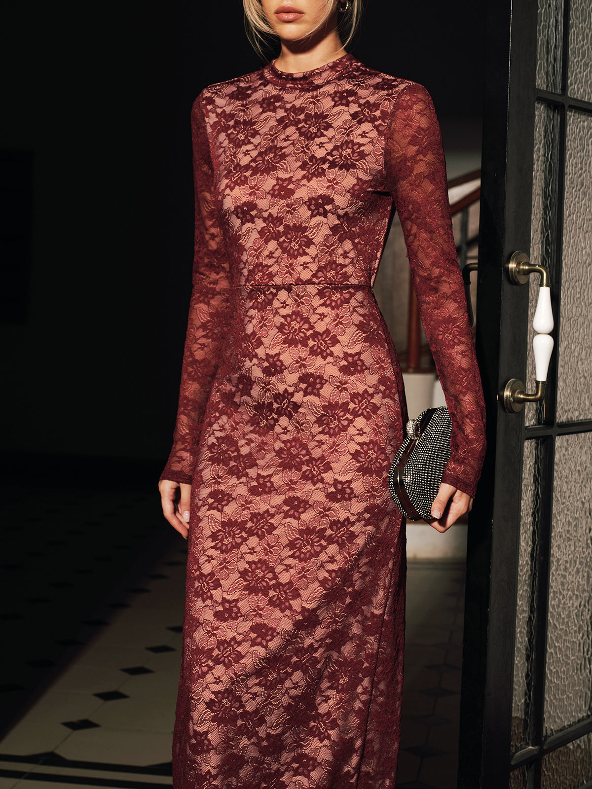 Lace Long Sleeve Fitted Backless Maxi Dress for Evening Events