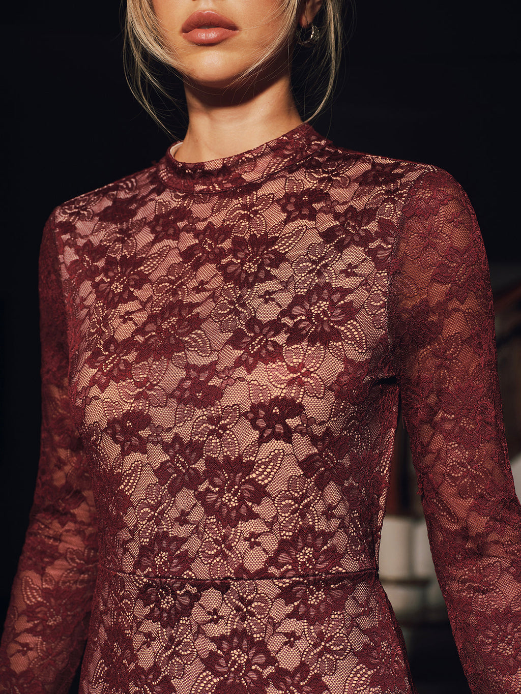 Lace Long Sleeve Fitted Backless Maxi Dress for Evening Events