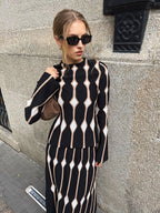Geometric Pattern Knitted Top for Women with Long Sleeves