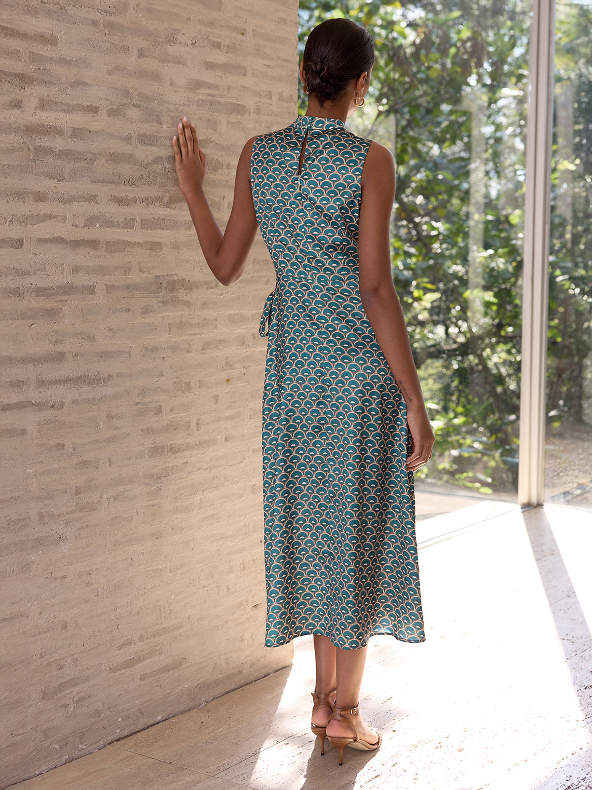 Scallop-Print Sleeveless Mock Neck Wrap Midi Dress for Women Spring/Summer Collection