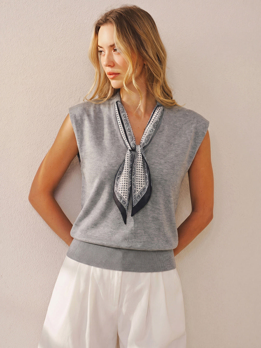Detachable Scarf Sleeveless Knit Top Versatile Layering Essential