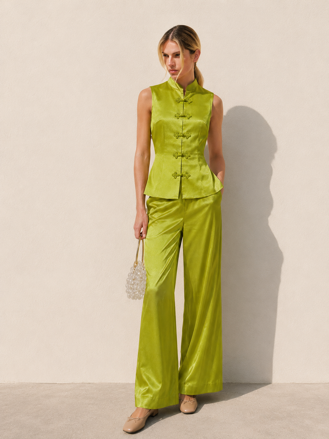 Chinese Knot Button Sleeveless Vest & Pants Set, Traditional Elegant Outfit for Women.