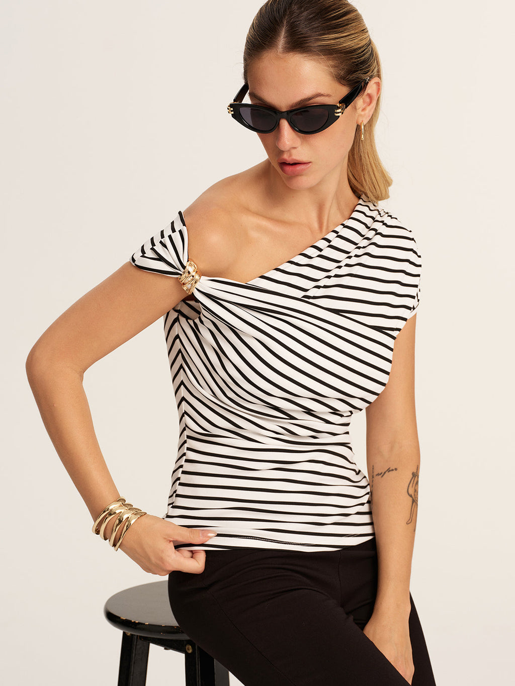 Striped Asymmetrical Off-Shoulder Top for Women Casual Summer Style