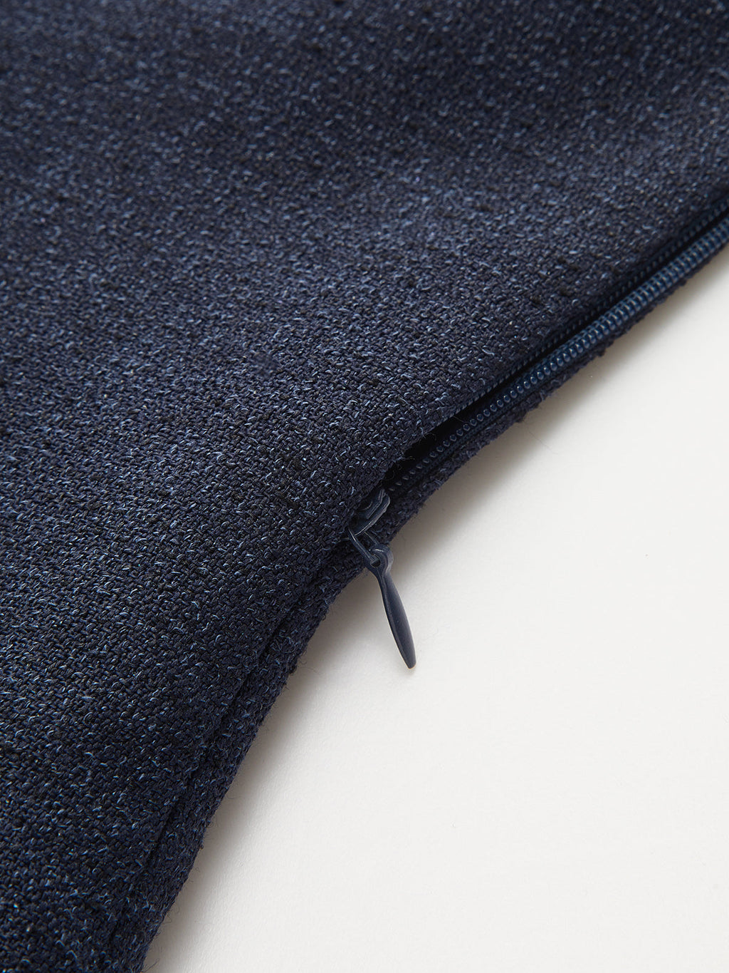 Contrast Wave Edge Button Front Vest with Adjustable Back Strap
