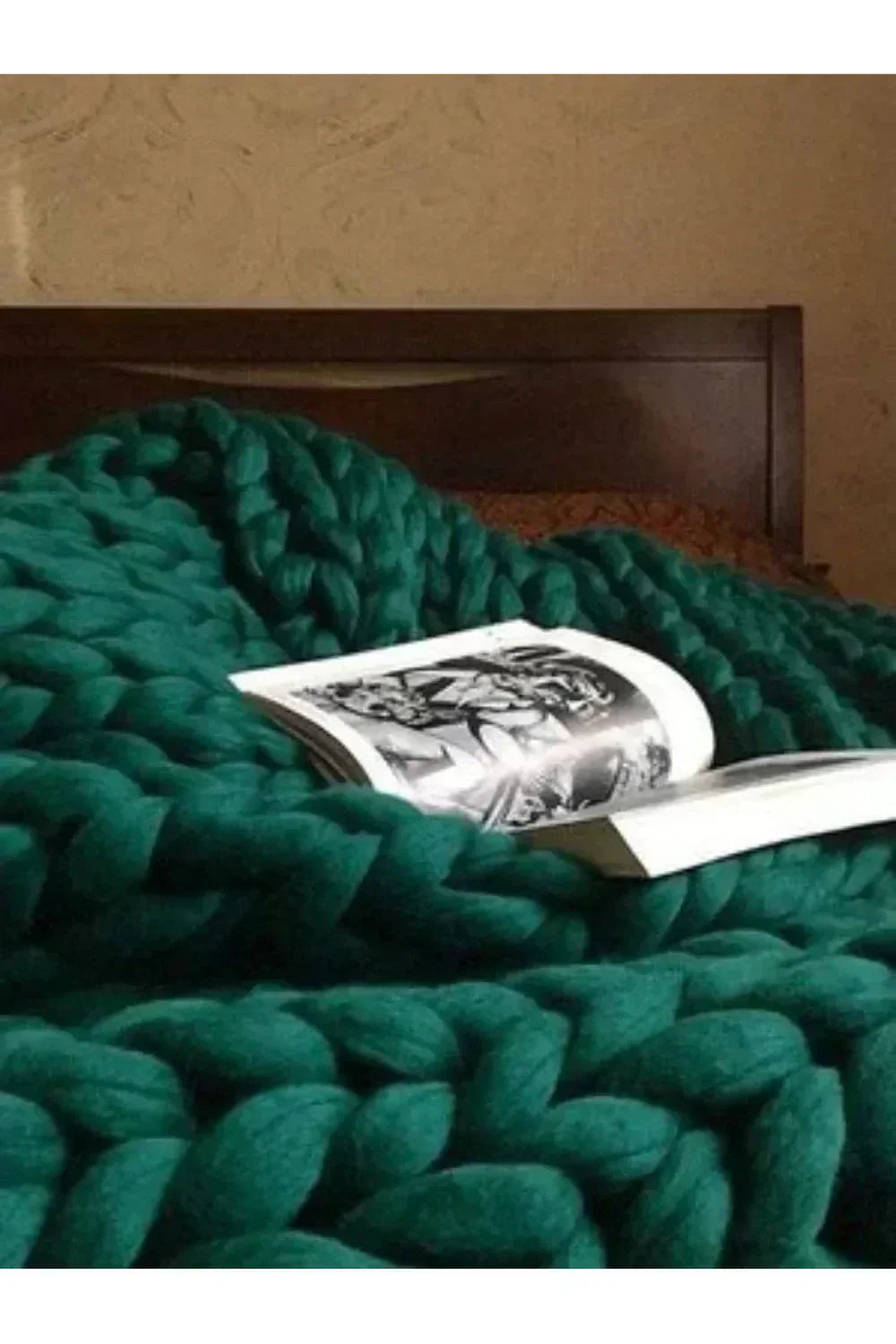 Koadclo | Cozy Knit Chunky Blanket – Thick Handmade Throw for Couch & Bed