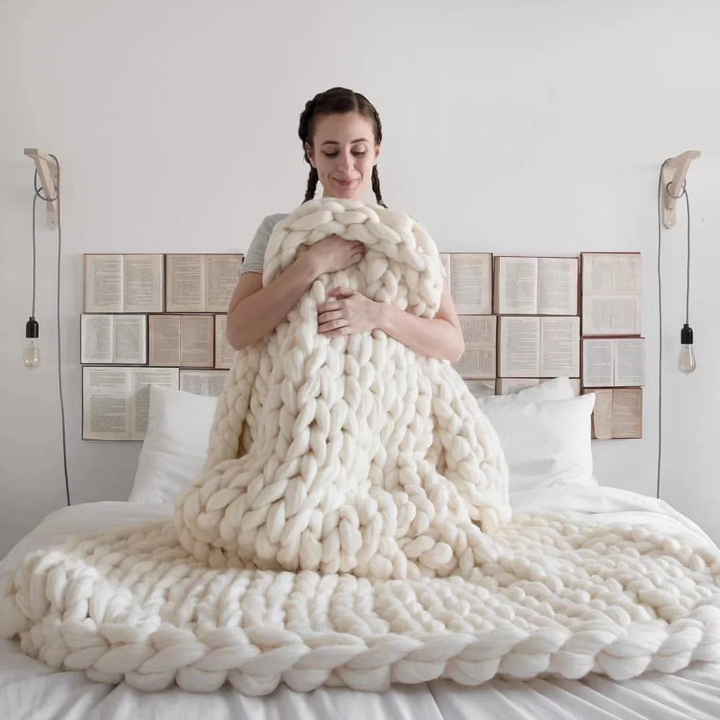 koadclo | Chunky Knit Blanket – Cozy Wool Blanket for Every Room – Soft & Warm for Sofa and Bed