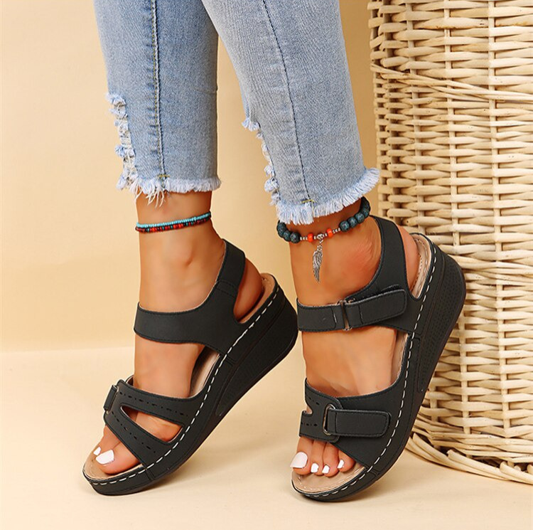 Xyra | Women’s Lightweight Summer Sandals
