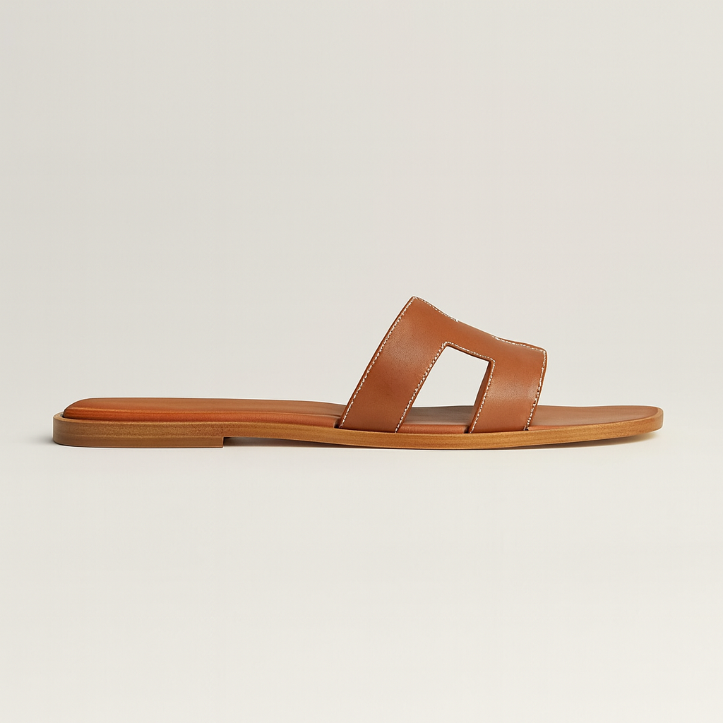 koadclo | Leather Flat Sandals with Cut Out Strap